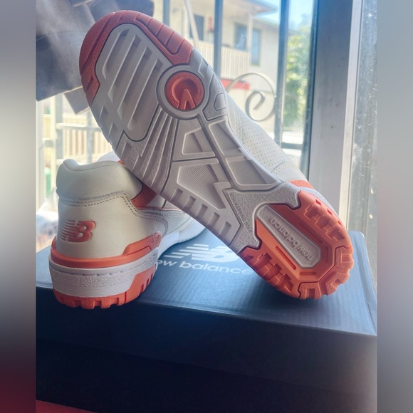New balance 💞550 (2) pairs - Picture 6 of 16